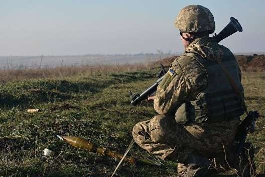 Війна на Донбасі: російські окупанти сім разів обстріляли українські позиції