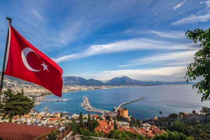 Туреччина планує відкрити туристичний сезон
