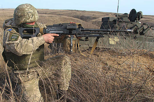 Російські окупанти обстріляли українських військових із гранатомета і кулеметів