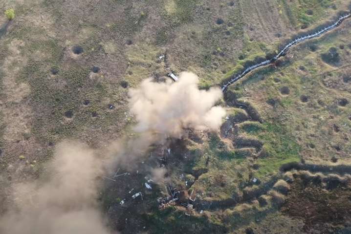 Украинские военные уничтожили позиции боевиков батальона «Восток» (видео)
