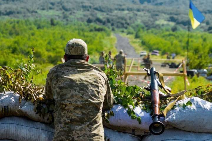 Доба на Донбасі: шість ворожих обстрілів, без втрат для Об’єднаних сил