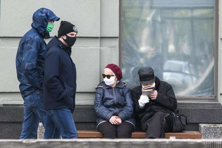 Число зараженных коронавирусом в Украине превысило 16 тысяч