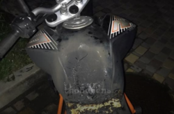 «Викривачам» брата Єрмака спалили мотоцикл та кинули гранату в машину