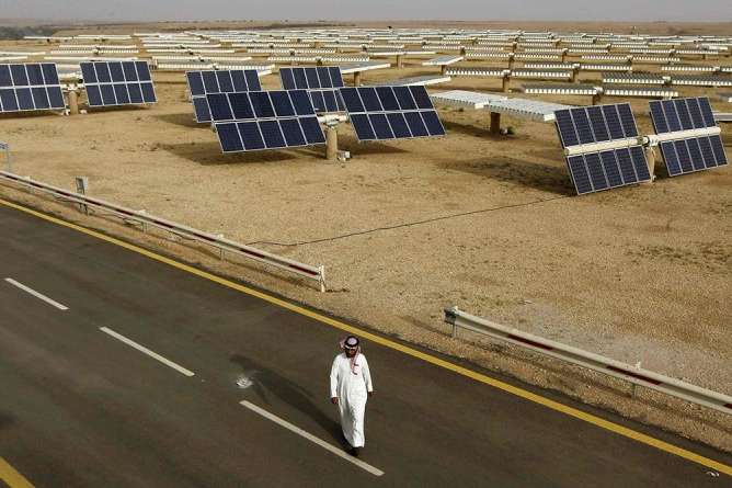 Нафтові гіганти на Близькому Сході почали активно вкладатися в сонячну енергетику