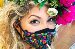 Американская художница Эллен Макомбер и ее коллега потратили около недели на изготовление 40 авторских масок