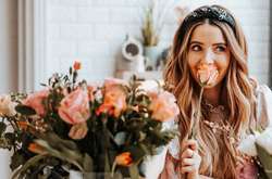 Популярная британская бьюти-блогерша Зои Сагг