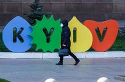 У Києві за добу знову понад пів сотні нових випадків Covid-19