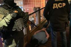 Злочинців затримали у ресторані на Печерську