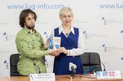 Окупанти випустили підручник з «історії ЛНР від найдавніших часів»