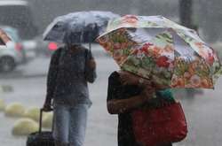 Опади очікуються у східних областях