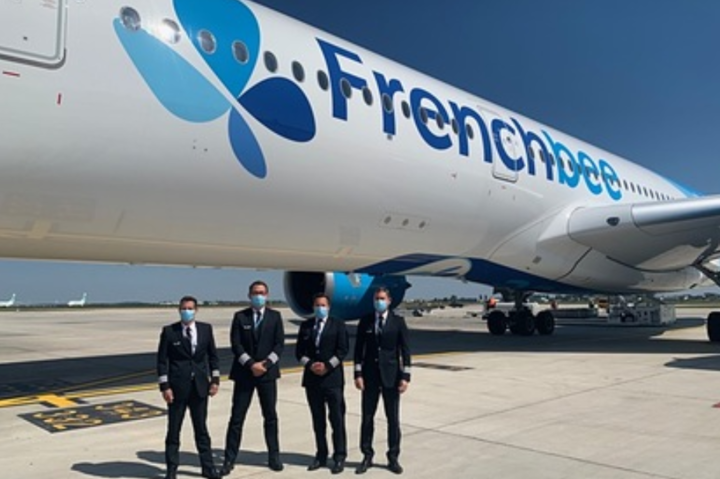 Французька авіакомпанія здійснила найдовший безпосадочний внутрішній переліт в історії авіації