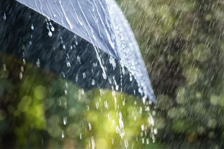 Україну накриють дощі з грозами: прогноз погоди на 17 травня