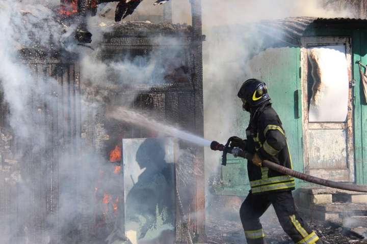 Понад 70 пожеж і два «мінування»: у рятувальників був «гарячий» тиждень