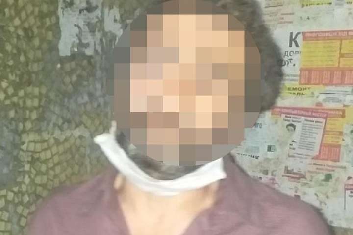 У Києві затримано іноземця, який вчиняв розбійні напади (фото)
