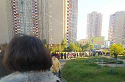 Черга на автобус №114