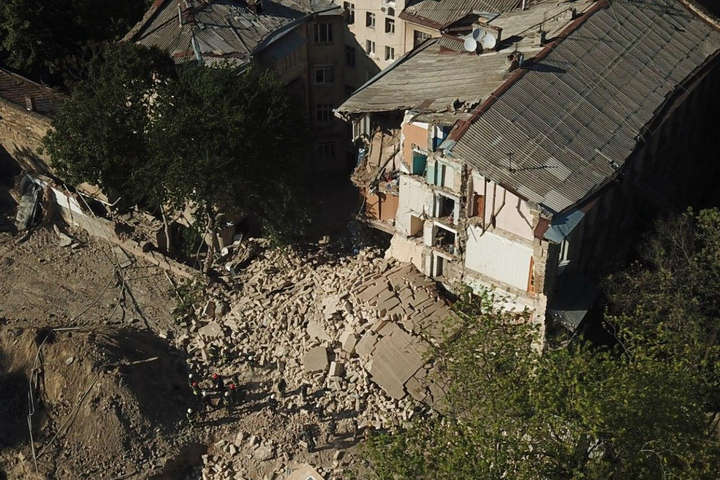 Обвал будинку в Одесі: усі мешканці встигли евакуюватися