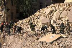 В Одесі призупинили розбирати уламки зруйнованого будинку&nbsp;