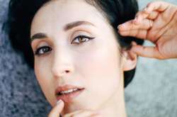 Популярная украинская певица Анна Завальская