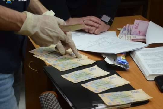 СБУ викрила корупційну схему на митниці в Івано-Франківську (фото, відео)