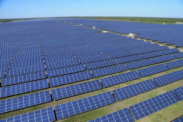 43 тисячі панелей: на Кіровоградщині запрацювала нова сонячна електростанція
