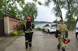 З озера Біличі рятувальники дістали тіло чоловіка (фото)