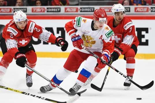 Швейцарія збирається відібрати в Росії право проведення чемпіонату світу з хокею і має на це дві причини