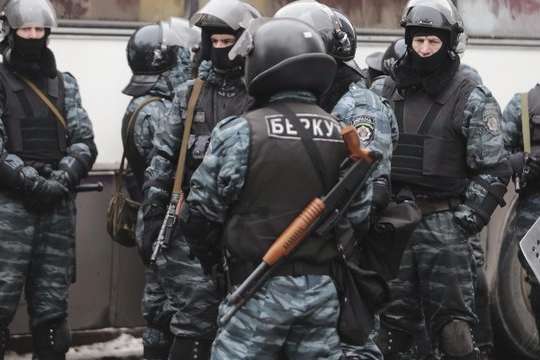 Двум экс-бойцам «Беркута» объявили подозрения по делам Майдана