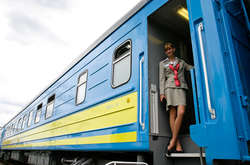 Поезда в Украине начнут перевозить пассажиров с 1 июня
