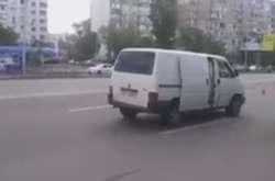 Пішохід потрапив під колеса автомобіля Volkswagen 