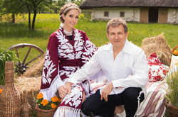 Украинские звезды похвастались дизайнерскими вышиванками (фото)