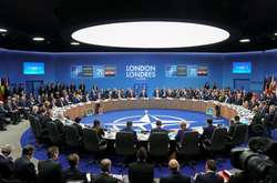 НАТО скликає екстрену нараду 