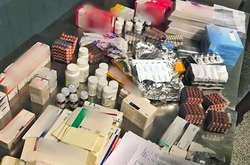 Поліція викрила злочинців, які виготовляли і збували онкохворим фальсифіковані ліки (фото)