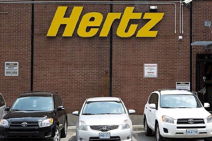 Один з найбільших сервісів оренди автомобілів Hertz оголосив про банкрутство