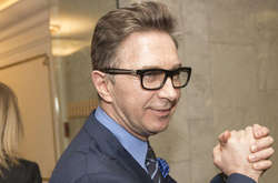 Российский певец заявил, что пил самогон с 13-летним Зеленским (видео)