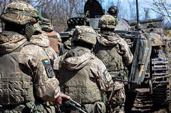 У відповідь на злочинні дії російських окупантів українські бійці воїни відкривали прицільний вогонь по ворожих опорних пунктах