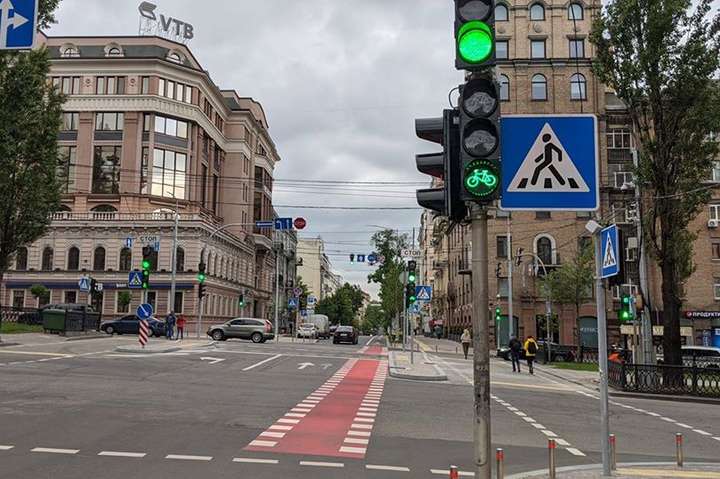 У Києві з’явились велосипедні світлофори (фото)
