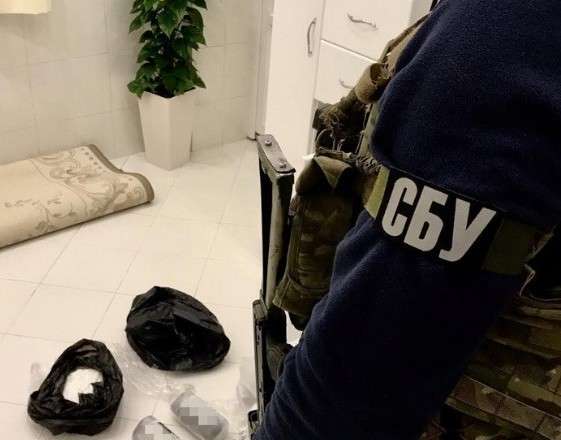 Правоохоронці викрили й знешкодили наркоугруповання у Києві