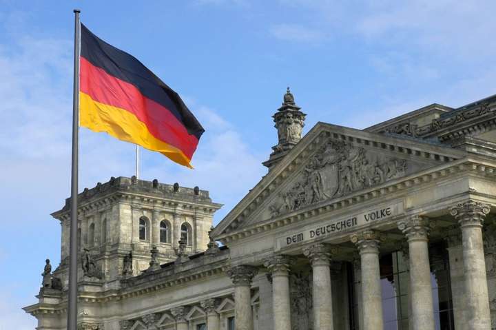 Німеччина планує скасувати обмеження на турпоїздки у 31 країну