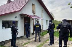  На Волині у мешканців селища Цумань Ківерцівського району поліція провела обшуки 