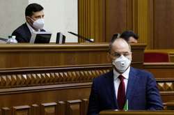 Як МОЗ поділив три мільярди на захист медиків. Розслідування