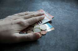 Около 30% респондентов заявили, что их заработок сократился во время пандемии