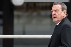 Шредер образив посла України в Німеччині