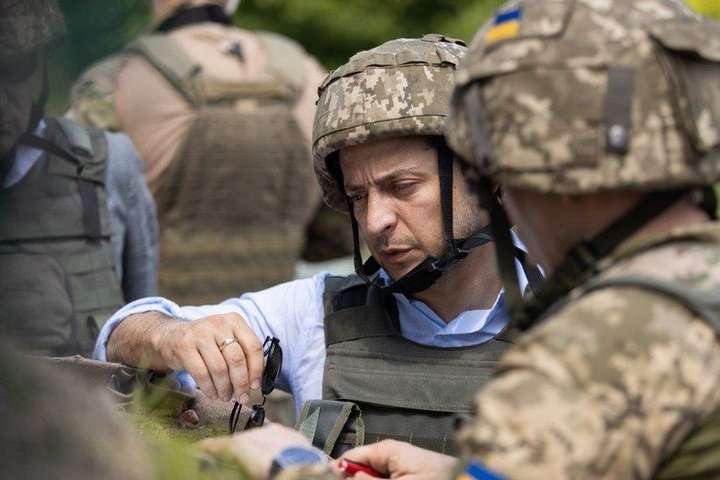 Зеленський пропонує штрафувати українців за ухилення від мобілізації