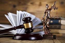 Що дозволено Клюєву і Клименку, не дозволено Бахматюку. ЗМІ проаналізували рішення ВАКС про заочний арешт бізнесмена