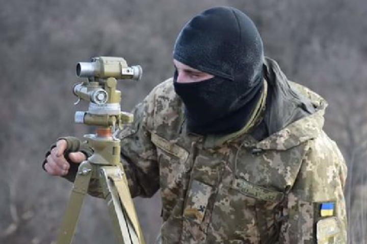 На Донбасі окупанти обстріляли підступи до п'ятьох населених пунктів (мапа боїв)