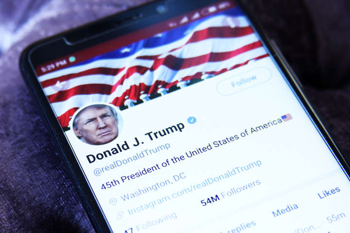 Трамп приравнял соцсети к СМИ: причины и прогнозы