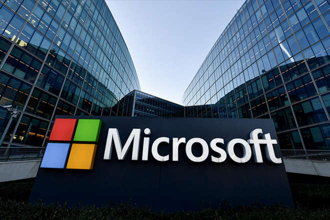 Microsoft планує замінити журналістів роботами