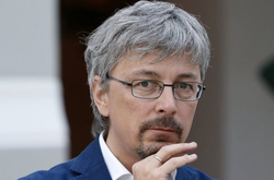  На початку жовтня 2019-го Ткаченко подав до НАЗК декларацію як кандидата на посаду голови КМДА 