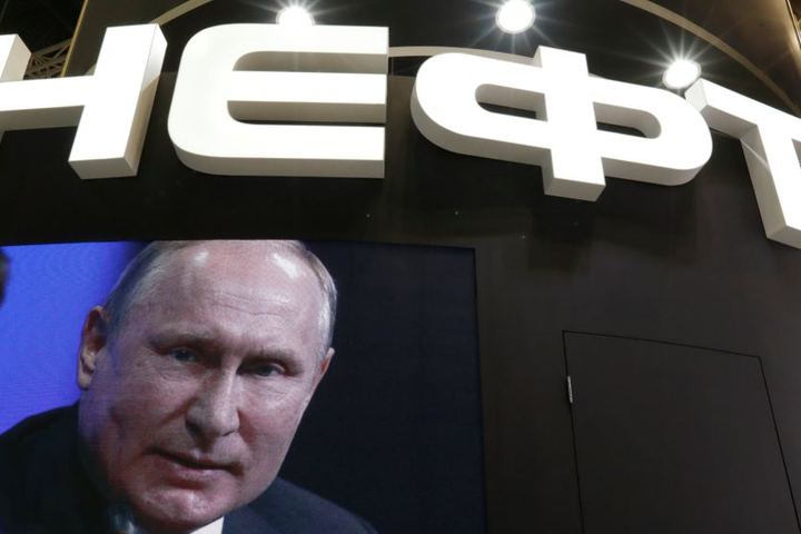 Економіст пояснив, чи вдарить світова криза і падіння ціни нафти по позиціях Путіна