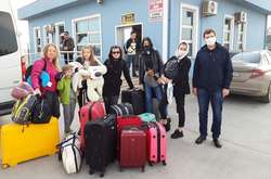 Поромом з Туреччини повертаються понад 70 українців
